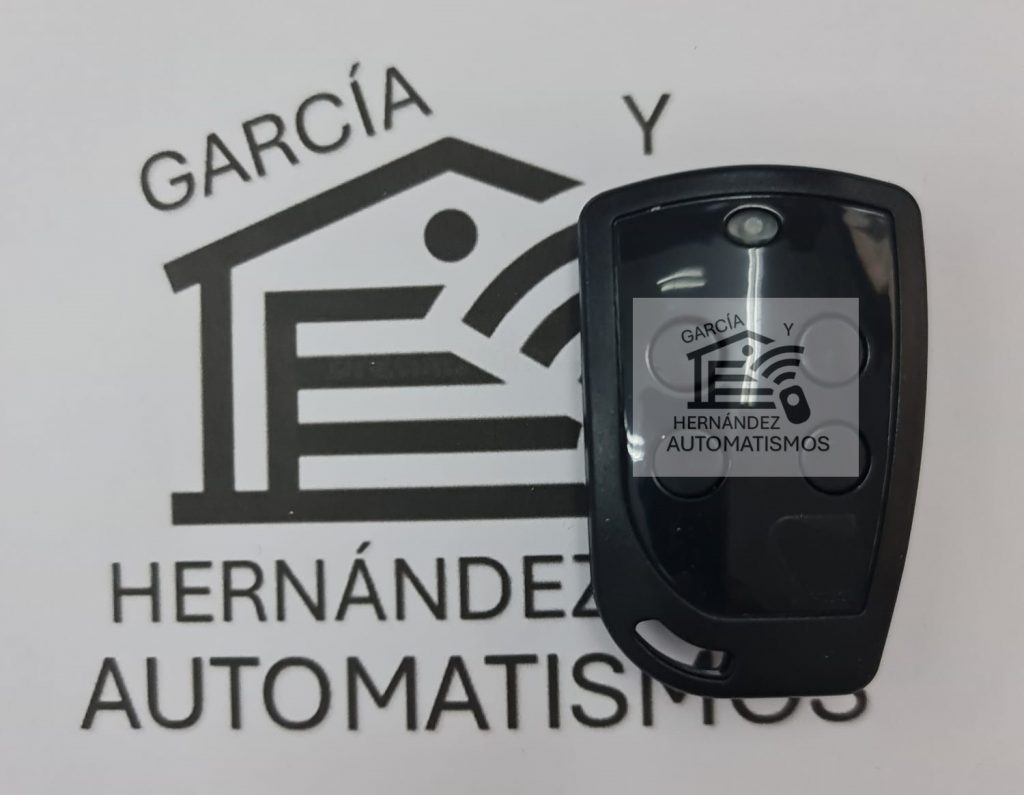 MANDO PUJOL VARIO 4U NEGRO
